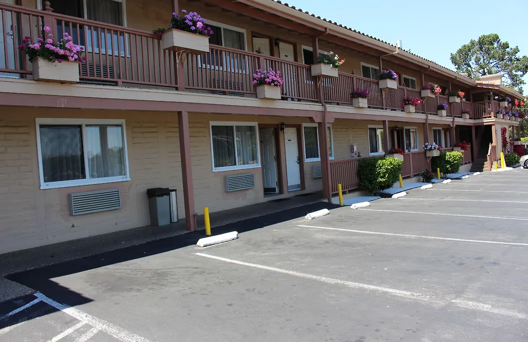 Carmel Hill Lodge-1